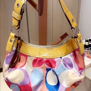 Original bag from Coach. Very gently used